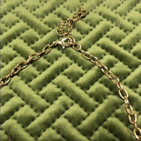 Necklace & Earring Set - Picture 4 of 5